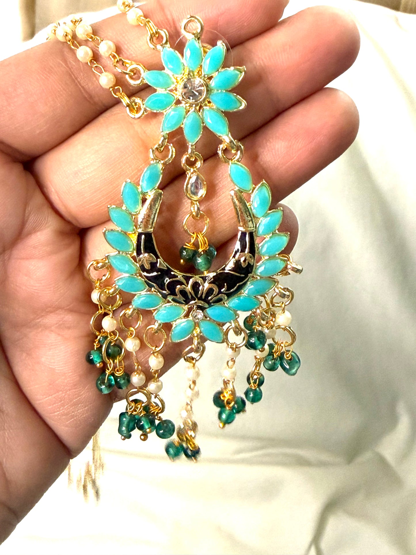 Samandar Chandbali with Ear Chain