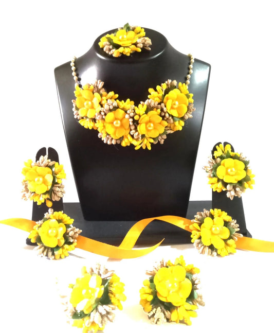 Yellow Floral Haldi Mehndi Jewelry 5 Pc Set